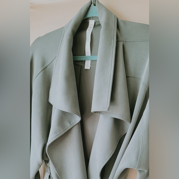 Lululemon✨UNWORN✨Softstreme Belted Wrap✨Grey Sage🦄RARE🦄 size XL/XXL - Picture 12 of 16